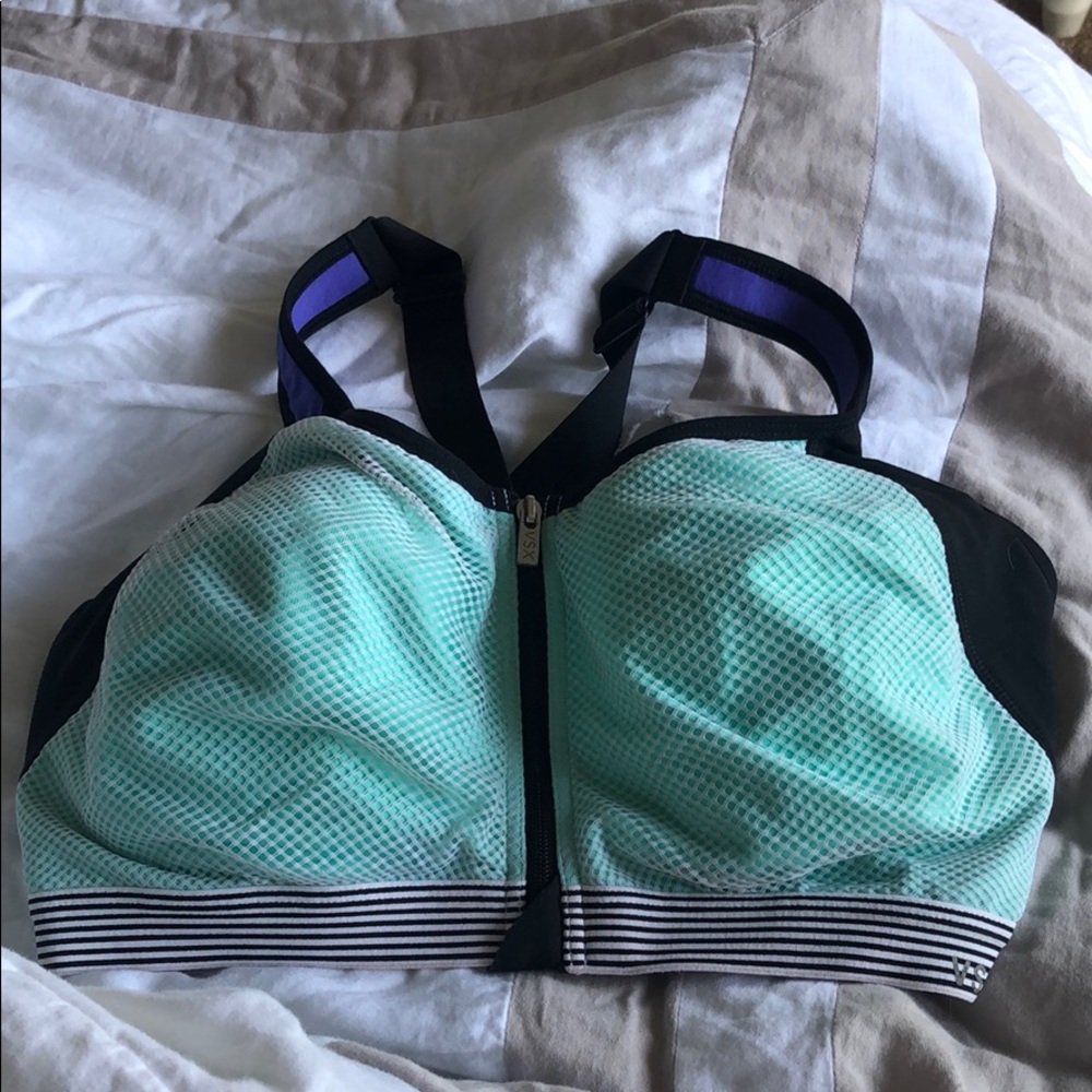 Victoria Secret sports bra